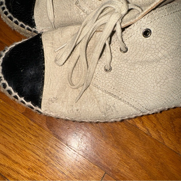 CHANEL 15C Crackle High Top Espadrilles Light Beige Black Size 40 - Picture 5 of 15
